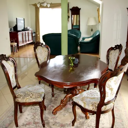 شقة Luxurious For Rent In Klaipeda, With Two Bedrooms *